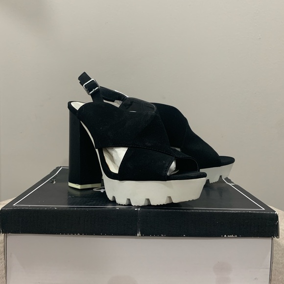 Qupid Shoes - Black and White Platform Heels